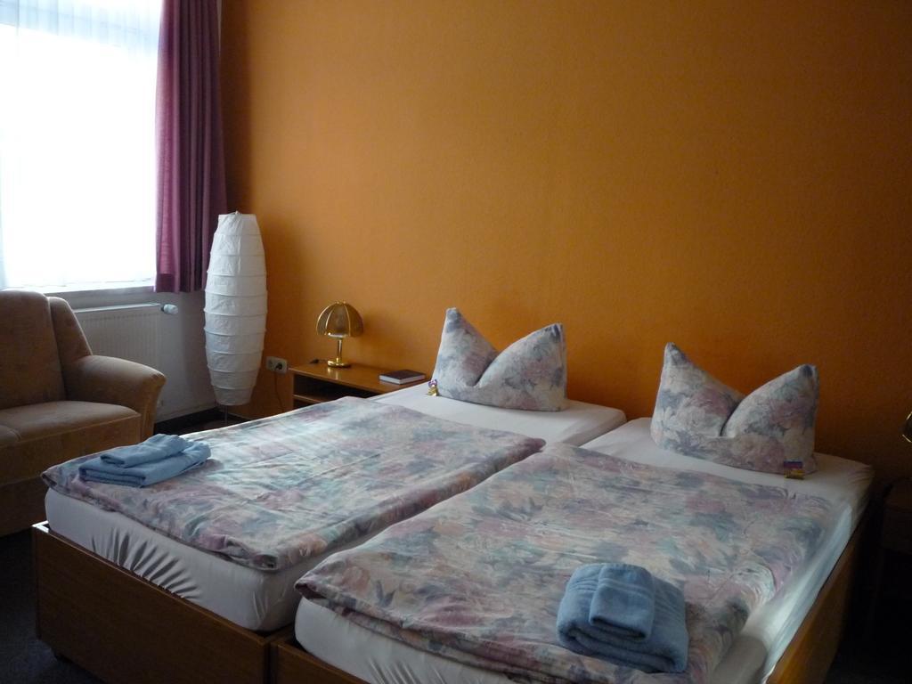 Gasthof & Pension Hause Halle  Room photo